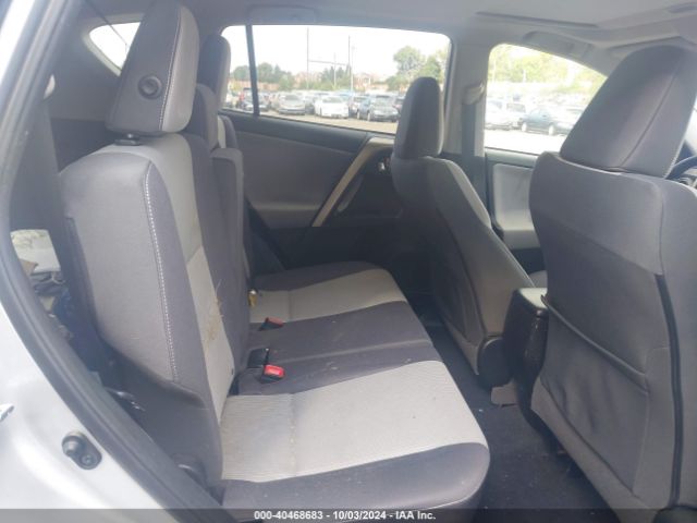 JTMRFREV0FD136130 Toyota Rav4 Xle