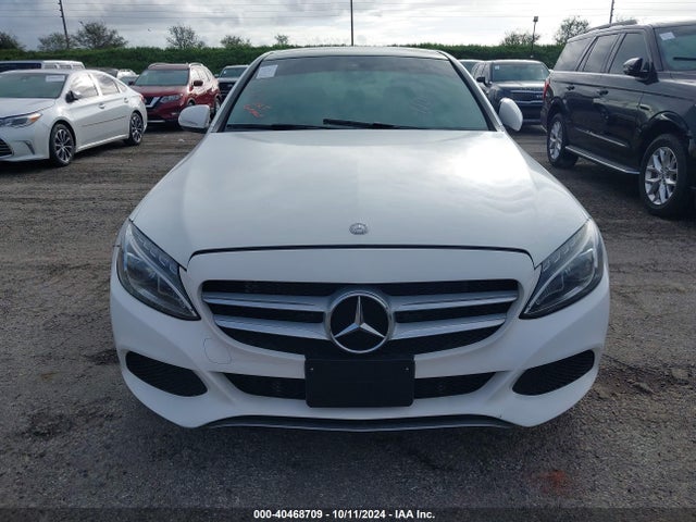 55SWF4KB7FU036811 Mercedes-Benz C 300 4matic/luxury 4matic/sport 4matic