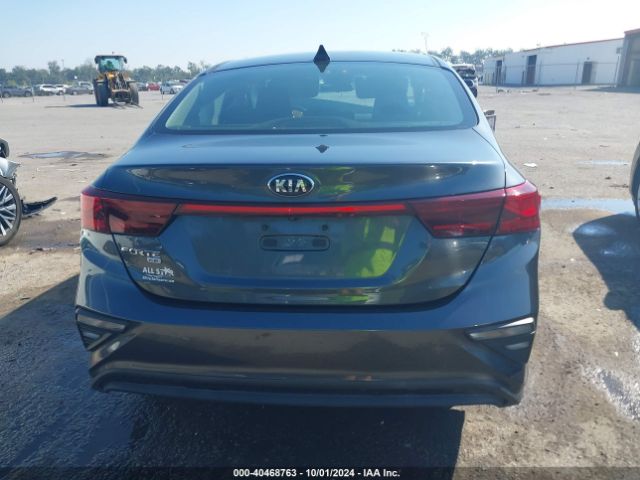 3KPF24AD0KE105385 KIA FORTE FE