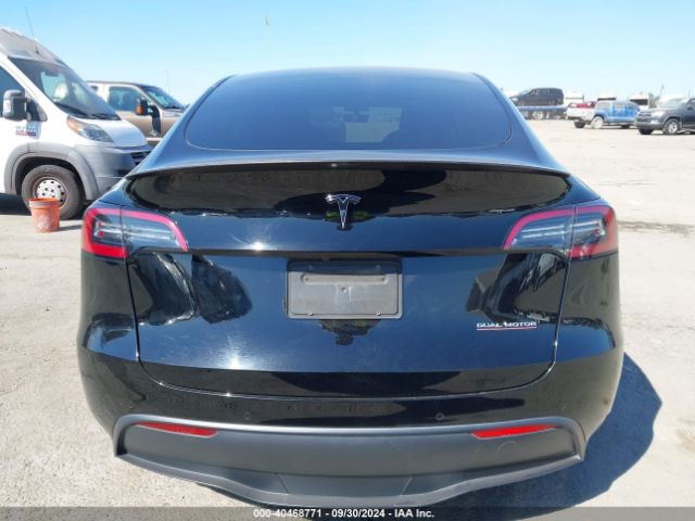 7SAYGDEF7NF392621 Tesla Model Y Performance Dual Motor All-wheel Drive