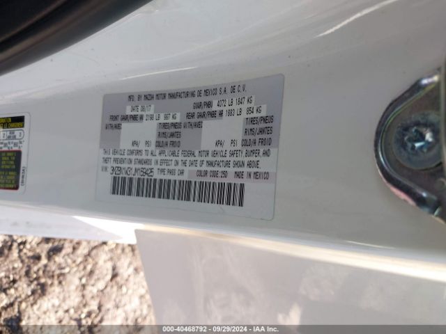 3MZBN1W31JM169425 Mazda Mazda3 Grand Touring