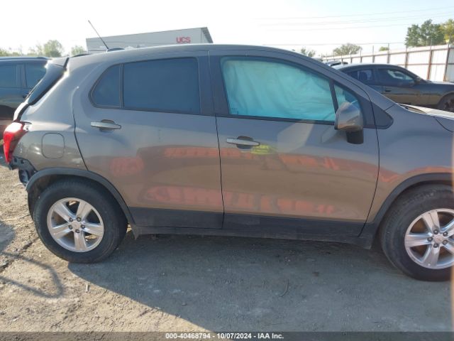 KL7CJKSB0LB340825 Chevrolet Trax Fwd Ls