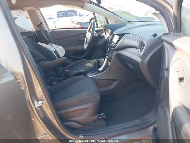 KL7CJKSB0LB340825 Chevrolet Trax Fwd Ls