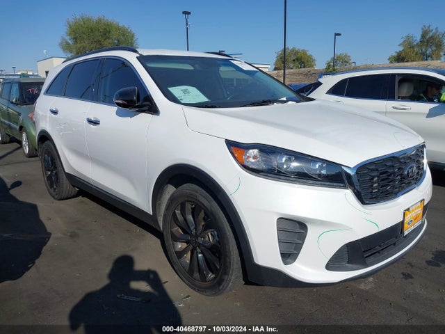 KIA Sorento 3.3l S 2019 5XYPG4A56KG596370 Image 1