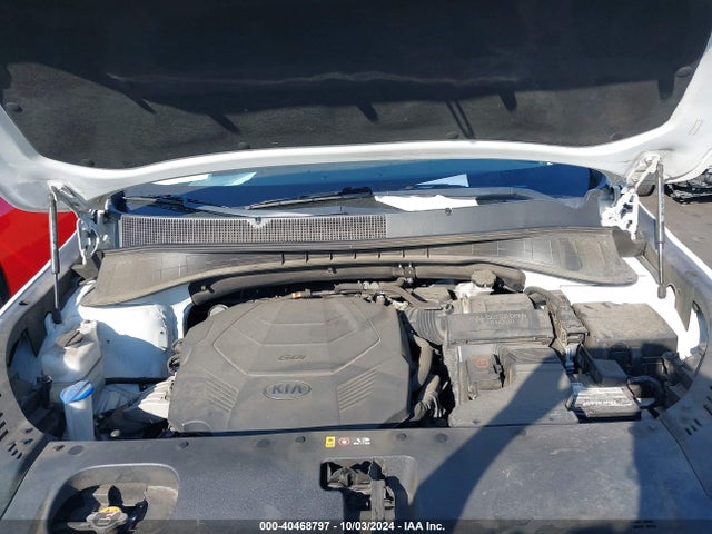 KIA Sorento 3.3l S 2019 5XYPG4A56KG596370 Image 10