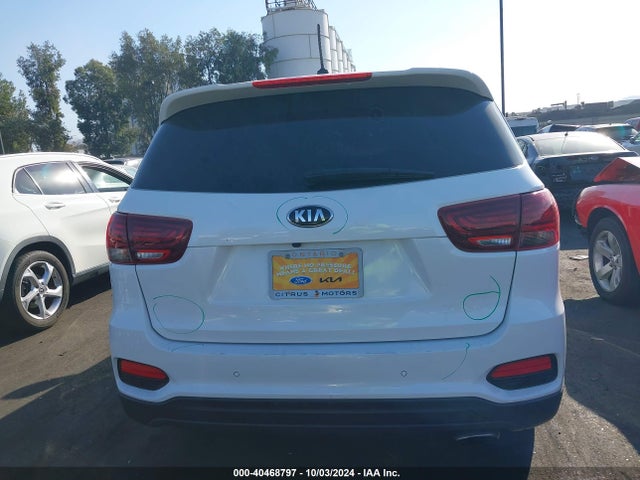 KIA Sorento 3.3l S 2019 5XYPG4A56KG596370 Image 15