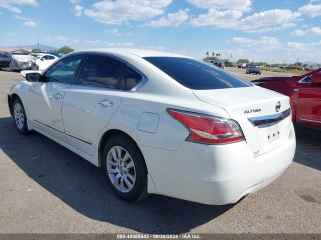 Nissan Altima 2.5 S 2015 1N4AL3AP5FN306766 Image 3