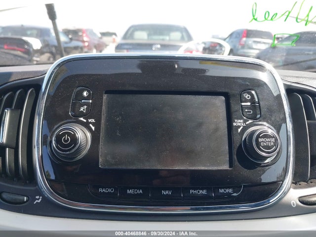 Fiat 500E BATTERY ELECTRIC 2017 3C3CFFGE4HT529888 Image 18