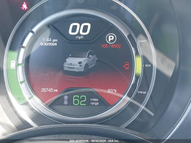 2017 FIAT 500E 3C3CFFGE4HT529888 Photo 6