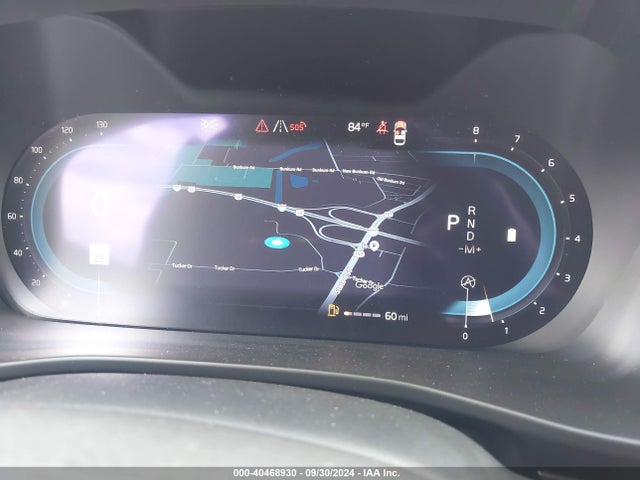 Volvo Xc40 B5 Core Bright Theme/b5 Core Dark Theme 2024 YV4L12UK7R2262436 Image 7