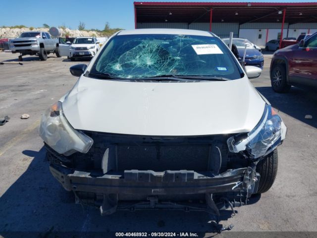 KNAFK4A69F5375523 KIA FORTE LX