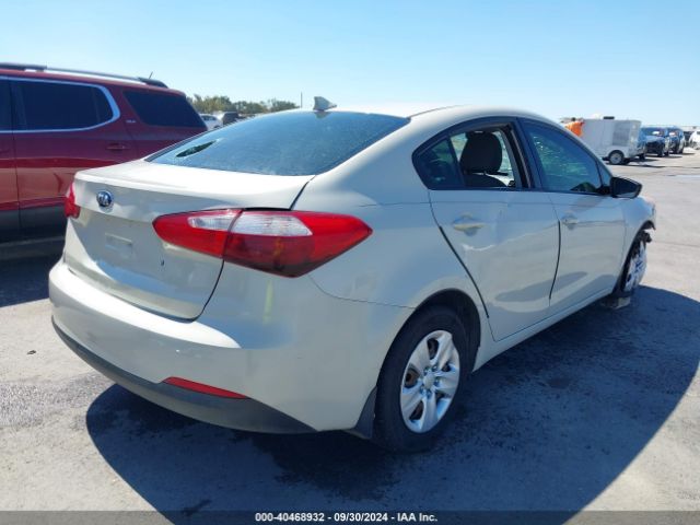 KNAFK4A69F5375523 KIA FORTE LX