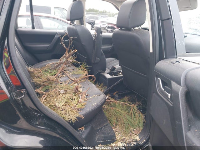 Land Rover LR2 2014 SALFR2BG9EH418483 Image 8