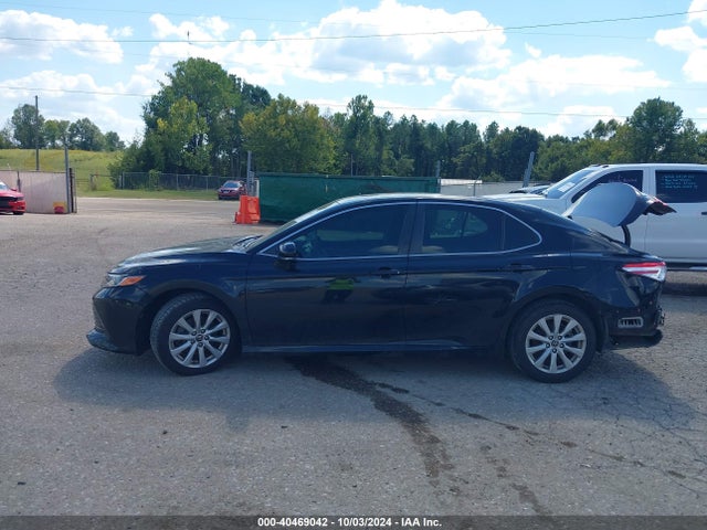 Toyota CAMRY LE 2018 JTNB11HK1J3032162 Image 15
