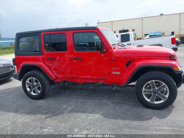 1C4HJXEN3LW233711 Jeep Wrangler Unlimited Sahara 4x4