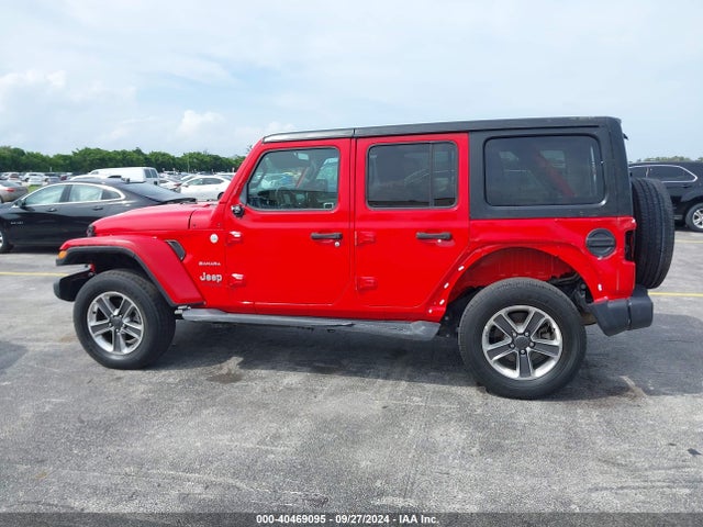 1C4HJXEN3LW233711 Jeep Wrangler Unlimited Sahara 4x4