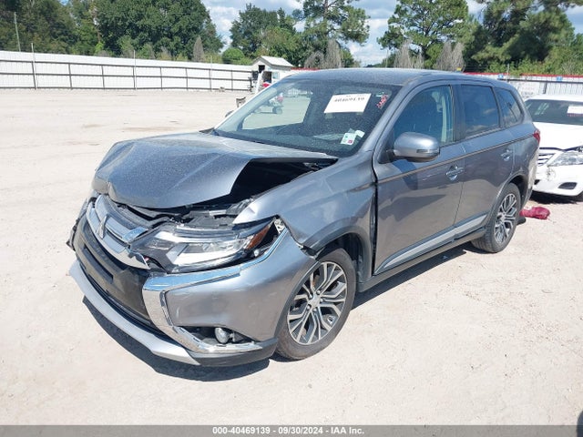2018 MITSUBISHI OUTLANDER JA4AD3A31JZ040341 Photo 1