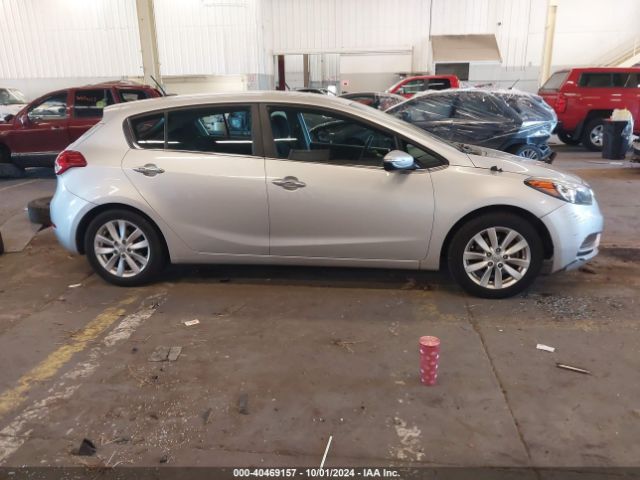 KNAFX5A82F5271674 KIA FORTE EX
