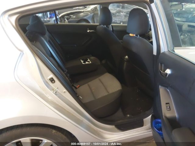 KNAFX5A82F5271674 KIA FORTE EX