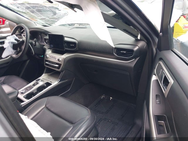 Ford EXPLORER XLT 2022 1FMSK8DH2NGA24781 Image 5