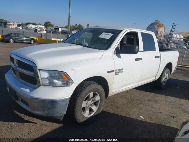 1C6RR7KM0KS726171 RAM 1500 Classic Tradesman  4x4 5'7 Box