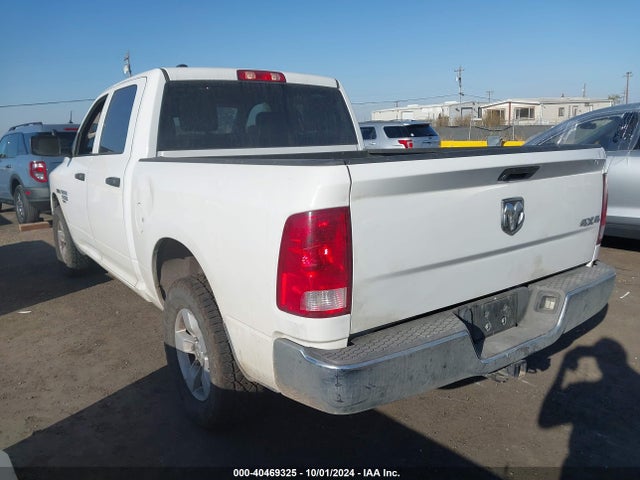 1C6RR7KM0KS726171 RAM 1500 Classic Tradesman  4x4 5'7 Box