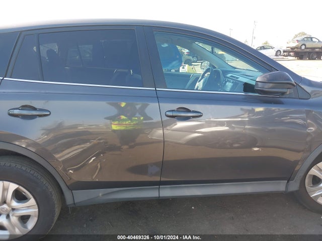 Toyota RAV4 LE 2015 2T3ZFREV5FW227218 Image 13