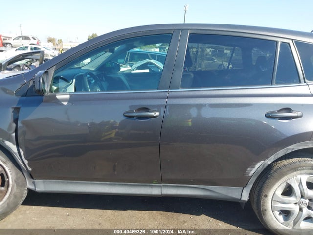 Toyota RAV4 LE 2015 2T3ZFREV5FW227218 Image 14