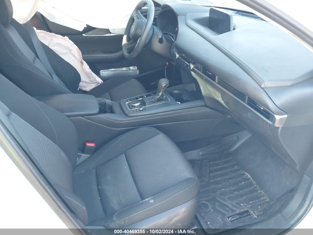 3MVDMBAL5NM406613 Mazda Cx-30 2.5 S