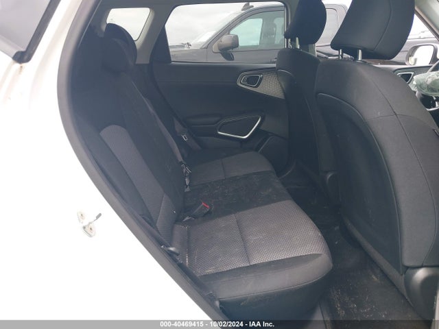 KIA SOUL LX 2021 KNDJ23AU7M7745083 Image 8