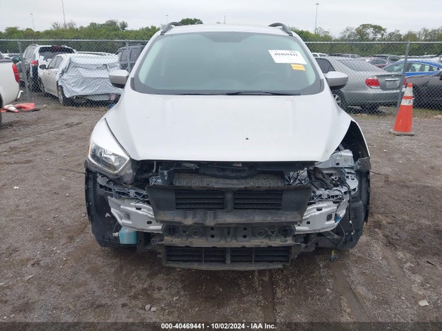 Ford ESCAPE SE 2018 1FMCU0GDXJUD25819 Image 13