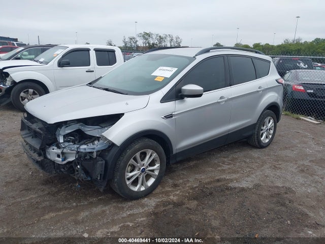 Ford ESCAPE SE 2018 1FMCU0GDXJUD25819 Image 2