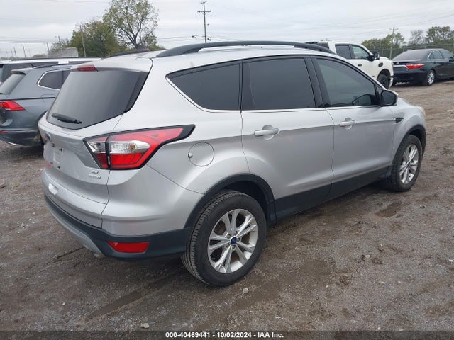 Ford ESCAPE SE 2018 1FMCU0GDXJUD25819 Image 4