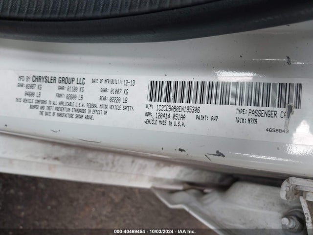 Chrysler 200 LX 2014 1C3CCBAB0EN195306 Image 9