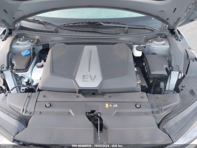 KIA Ev6 Wind 2024 KNDC34LA8R5215545 Image 10