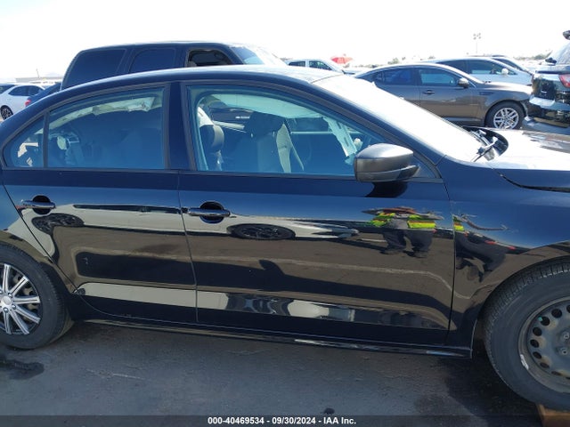 3VW2K7AJ0FM403949 Volkswagen Jetta 2.0l S
