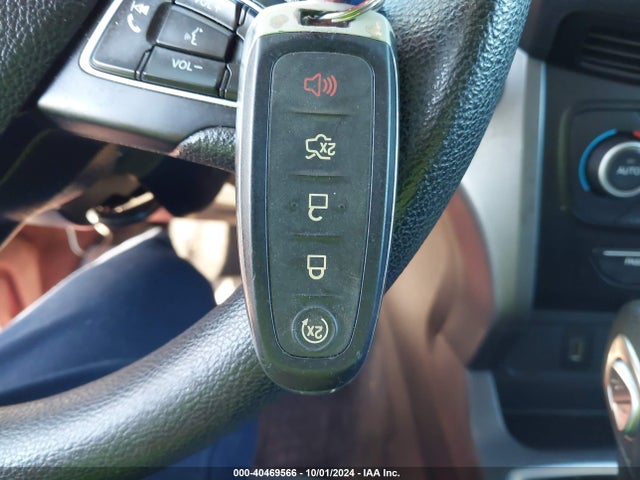 Ford ESCAPE SE 2019 1FMCU9G99KUB83545 Image 11