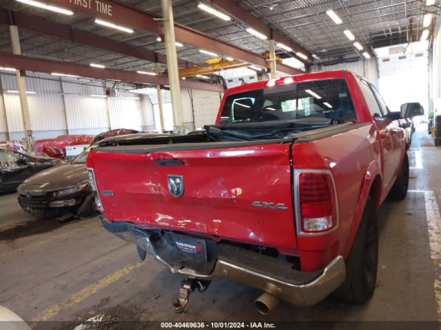 1C6RR7NM9JS356106 RAM 1500 Laramie  4x4 5'7 Box
