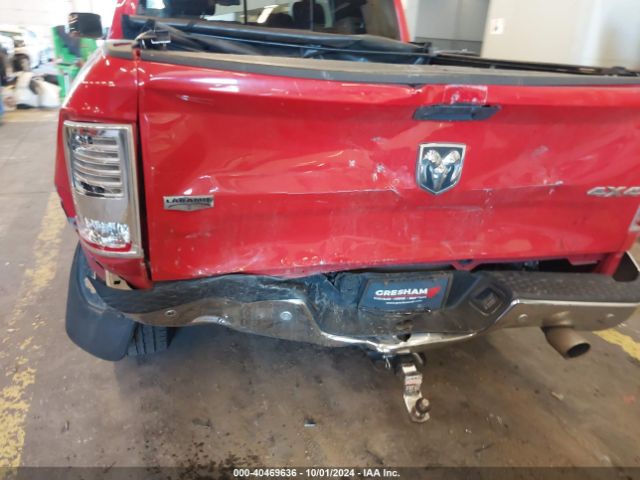 1C6RR7NM9JS356106 RAM 1500 Laramie  4x4 5'7 Box
