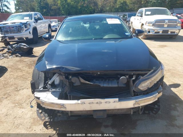 1HGCV1F34JA225587 Honda Accord Sport