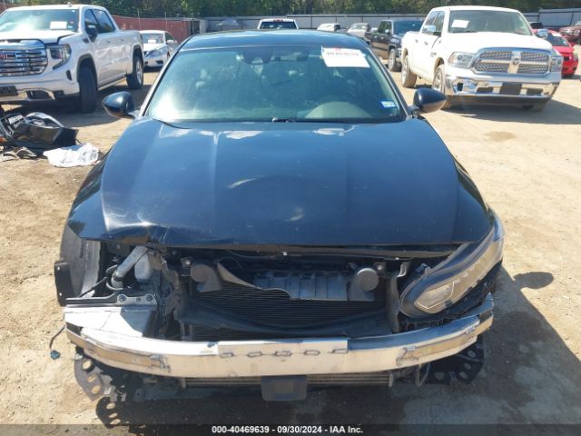 1HGCV1F34JA225587 Honda Accord Sport