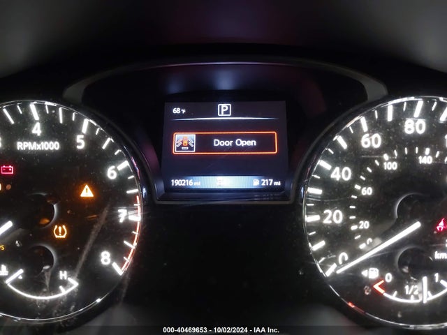 5N1DR2MN4JC646162 Nissan Pathfinder S