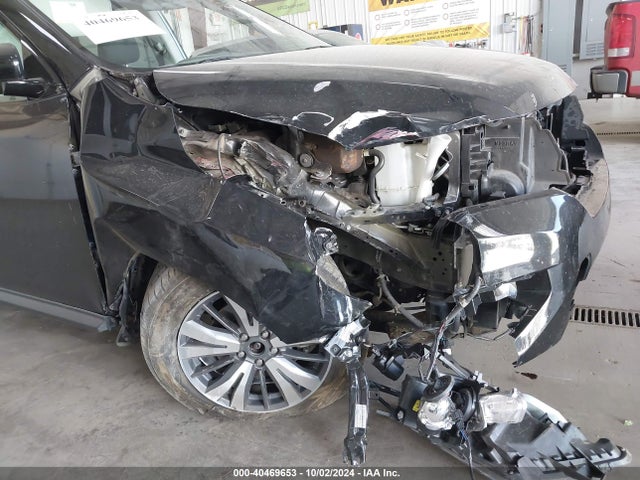 5N1DR2MN4JC646162 Nissan Pathfinder S