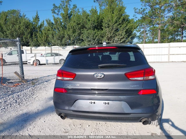KMHH55LC9JU011270 Hyundai Elantra Gt Sport