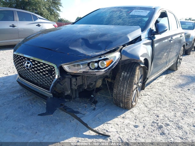 KMHH55LC9JU011270 Hyundai Elantra Gt Sport