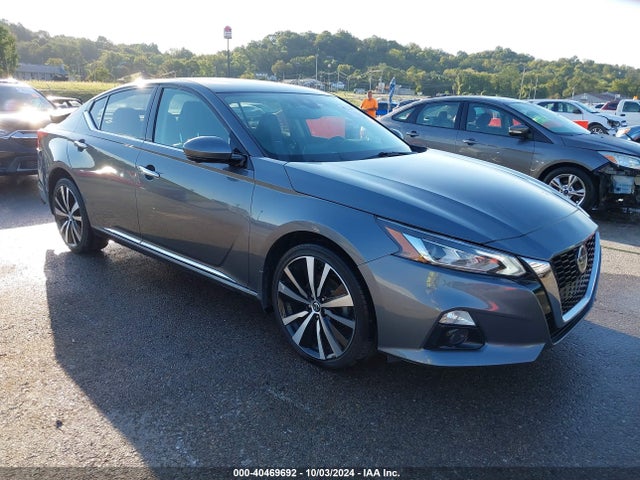 2019 1N4BL4FW8KC255702 main image