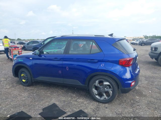 KMHRC8A37NU176559 Hyundai Venue Limited