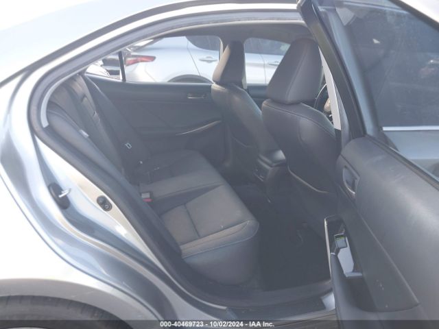 JTHBA1D25K5100719 Lexus IS 300