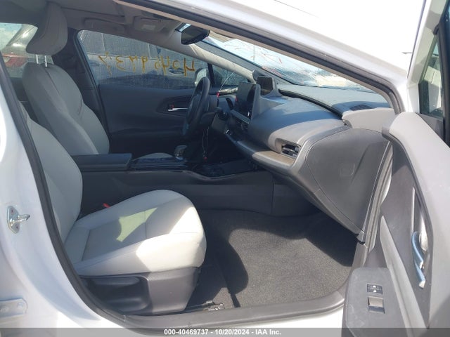 JTDACAAU8R3018938 Toyota Prius Limited