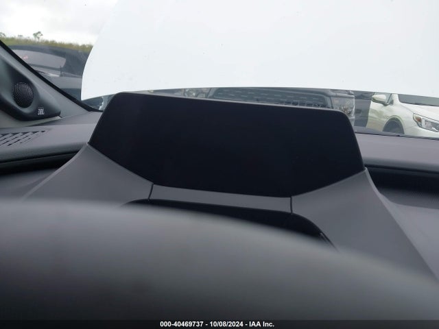 JTDACAAU8R3018938 Toyota Prius Limited